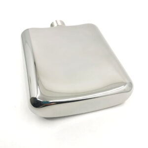 Luxury 6oz personalised stainless steel hip flask with mirror polish. Ideal gift for Best Man, Groomsman, birthdays, weddings and Father’s Day.